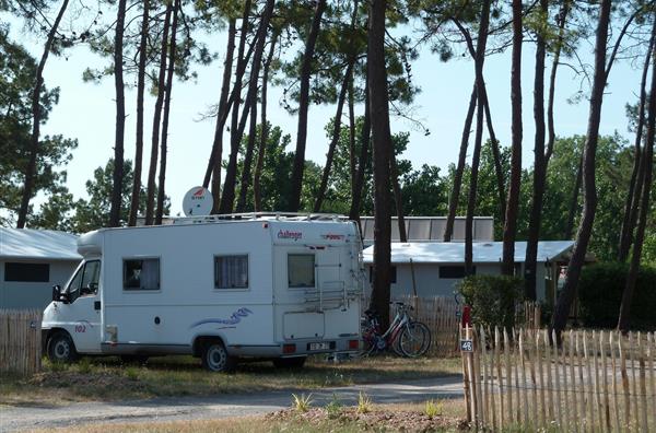 emplacement accèptant les camping-cars - camping les samaras à Saint jean de Monts